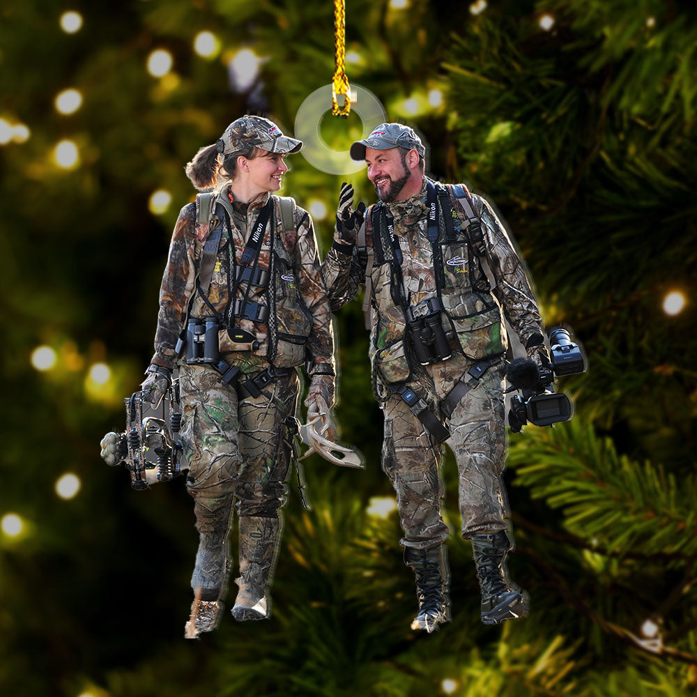 Personalized Acrylic Ornament - Gift For Hunters - Hand In Hand Hunting Couple Photo AC