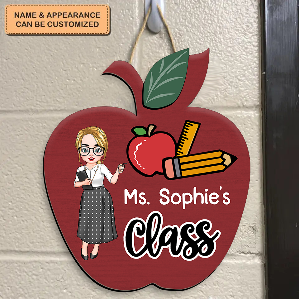 Personalized Teacher Notebook Paper Apple Shaped Door Sign, Welcome Classroom Door Hanger AE