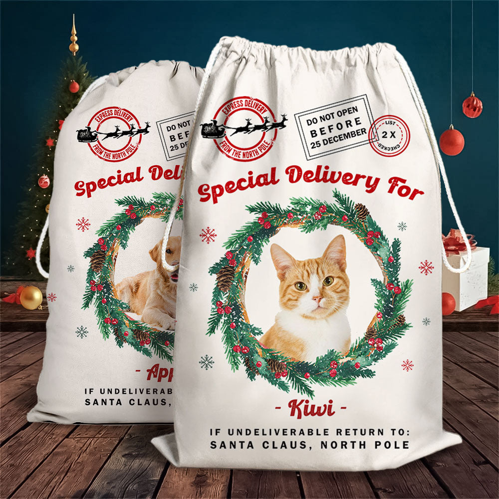 Personalized Christmas Bag - Christmas Gift For Family & Pet Lover - Photo With Round Wreath AB