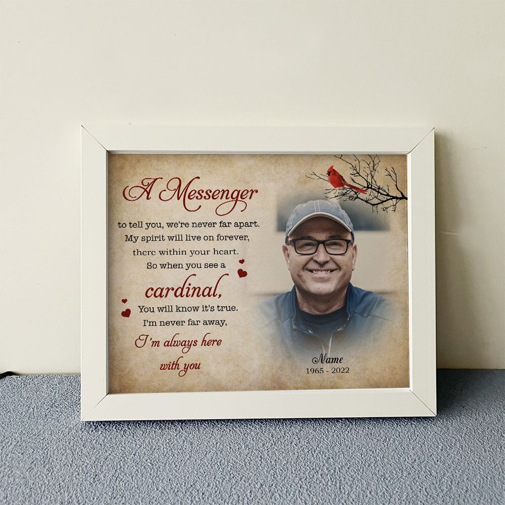 A Messenger To Tell You Cardinal Memorial Photo Frame AA